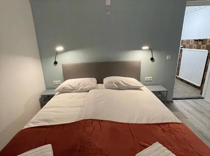 Sint-maria Next Door