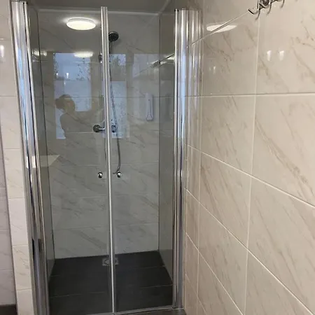 מלון Sint-maria Next Door