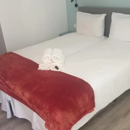 Sint-maria Next Door מלון Valkenburg aan de Geul