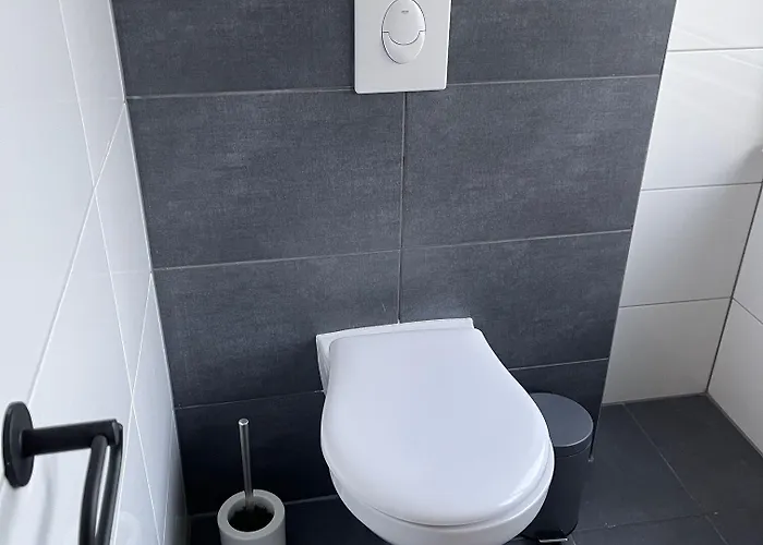 Sint-maria Next Door Готель