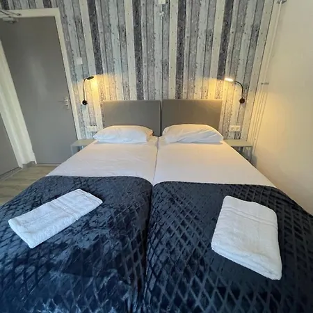 Sint-maria Next Door Ξενοδοχείο